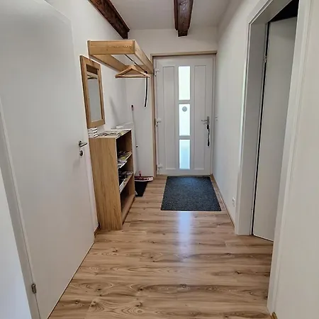 Laerchenreith Апартаменти *